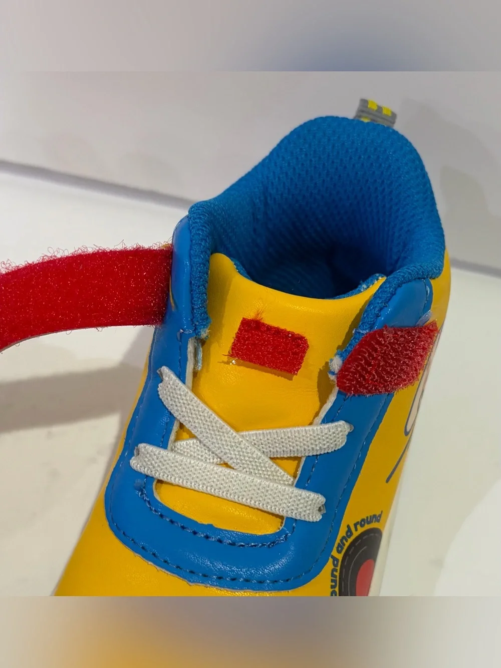 Ms. Rachel Bus Stride Rite Munchkin Sneakers 5